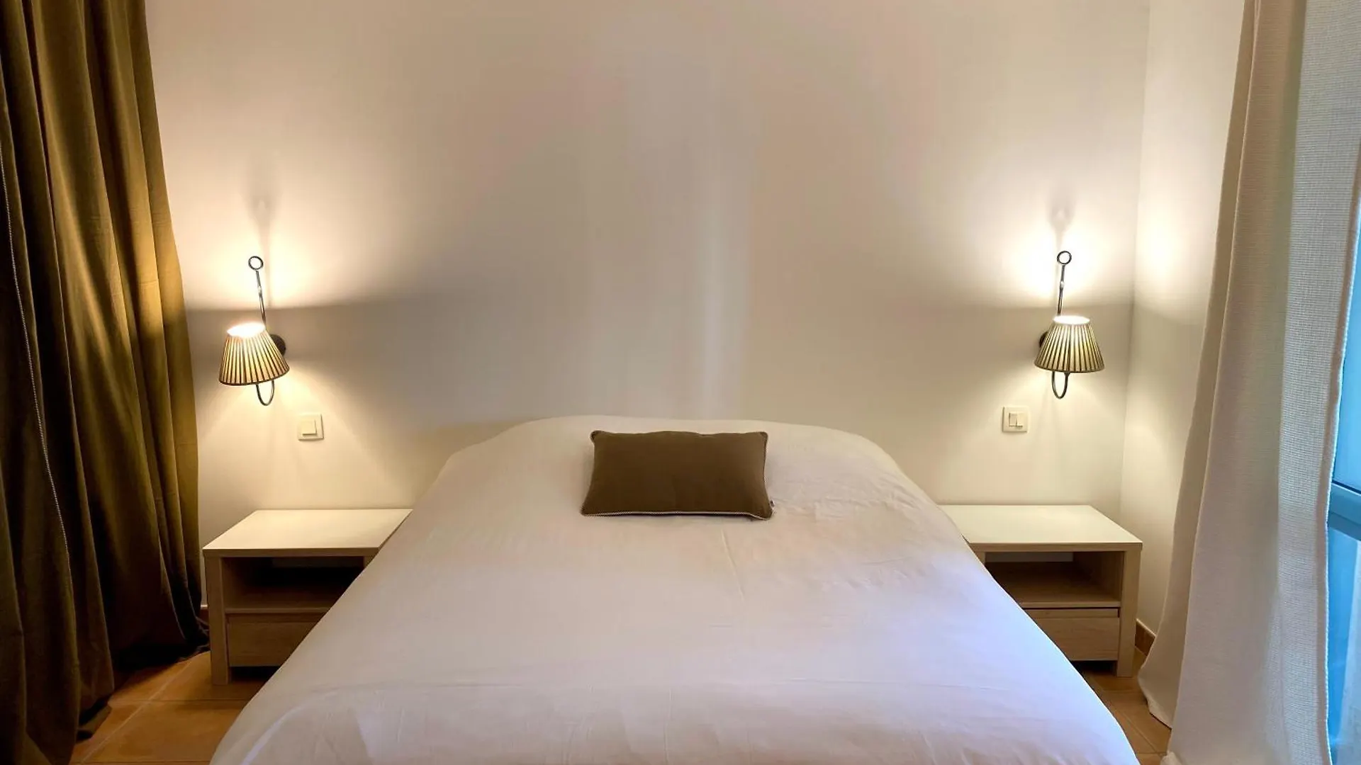 Gite Confortable Vue Exceptionnelle - Golf De Saumane Appartement Saumane-de-Vaucluse